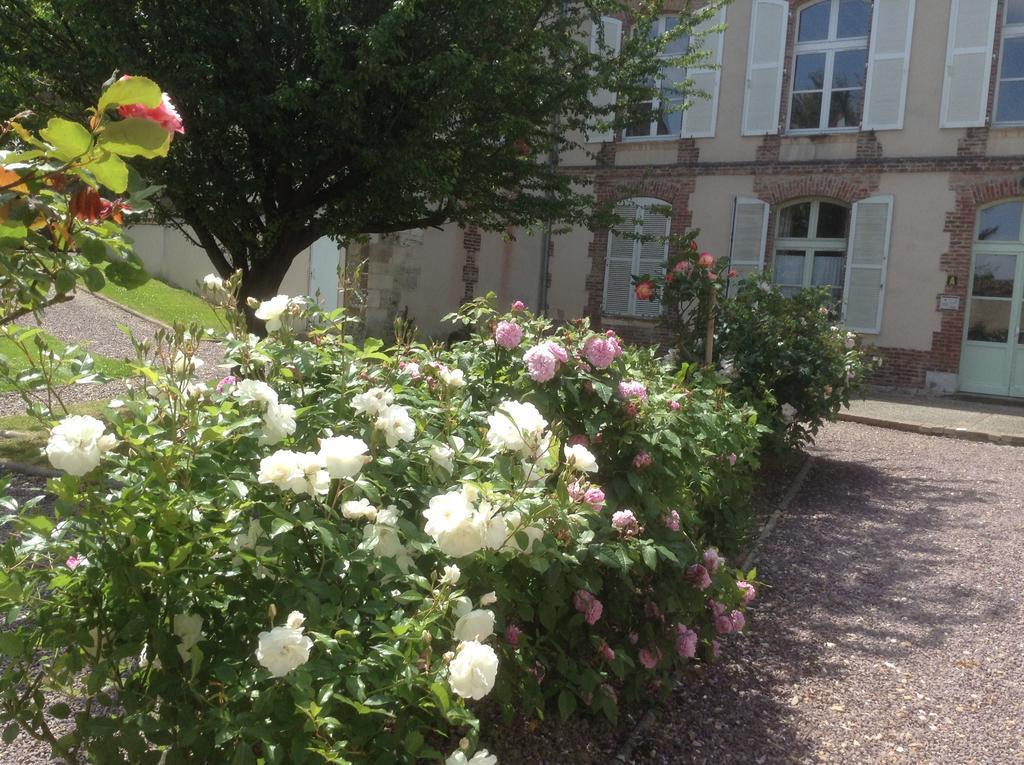 Lamaison Du Phare Honfleur Chambres D'Hotes Et Jacuzzi Prive Exterior foto