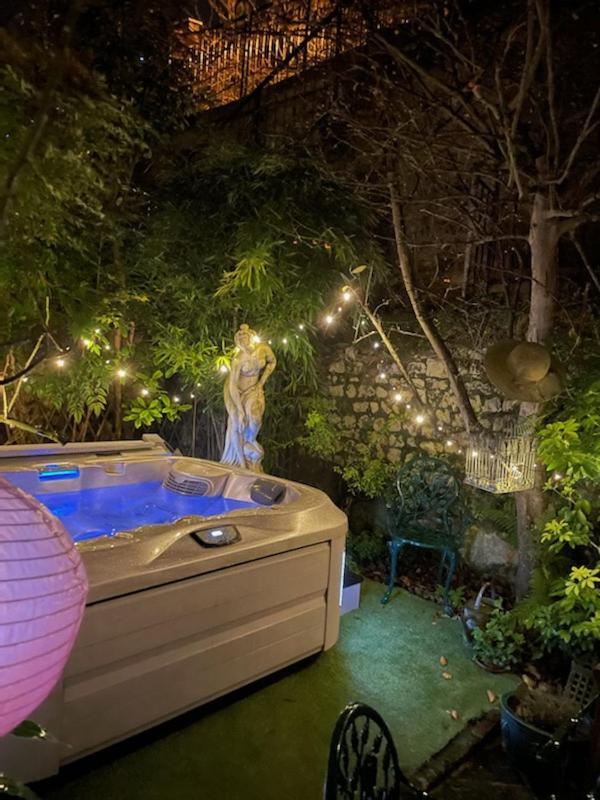 Lamaison Du Phare Honfleur Chambres D'Hotes Et Jacuzzi Prive Exterior foto